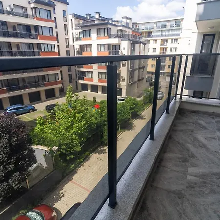 Apartament Stylish 2 Bdr At An Excellent Location